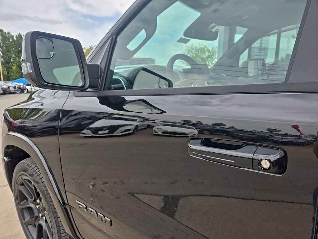 New 2026 RAM 1500 Laramie w/ Night Edition image 32