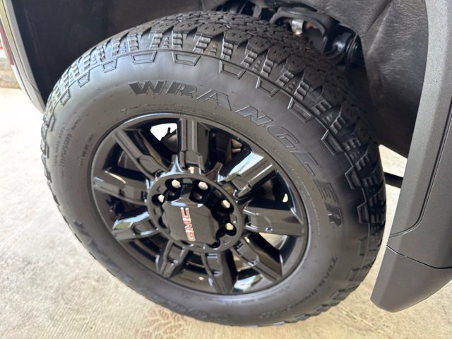 Used 2024 GMC Sierra 3500 AT4 w/ AT4 Premium Plus Package AWD/4WD image 41