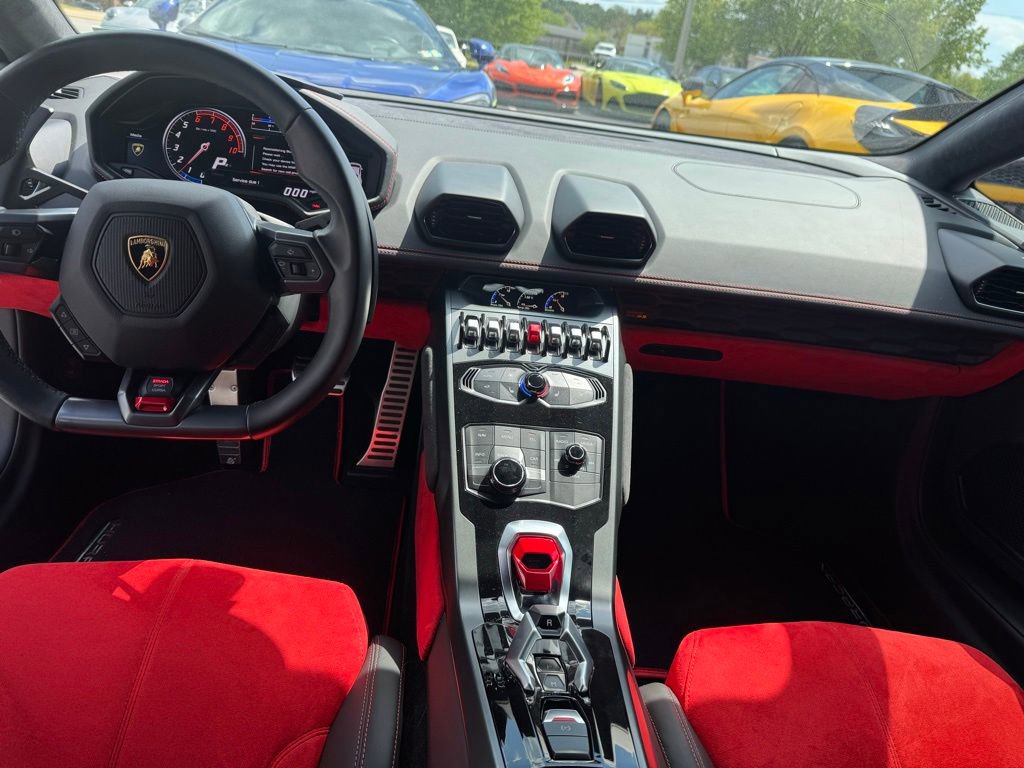 Used 2017 Lamborghini Huracan LP 580-2 RWD image 8