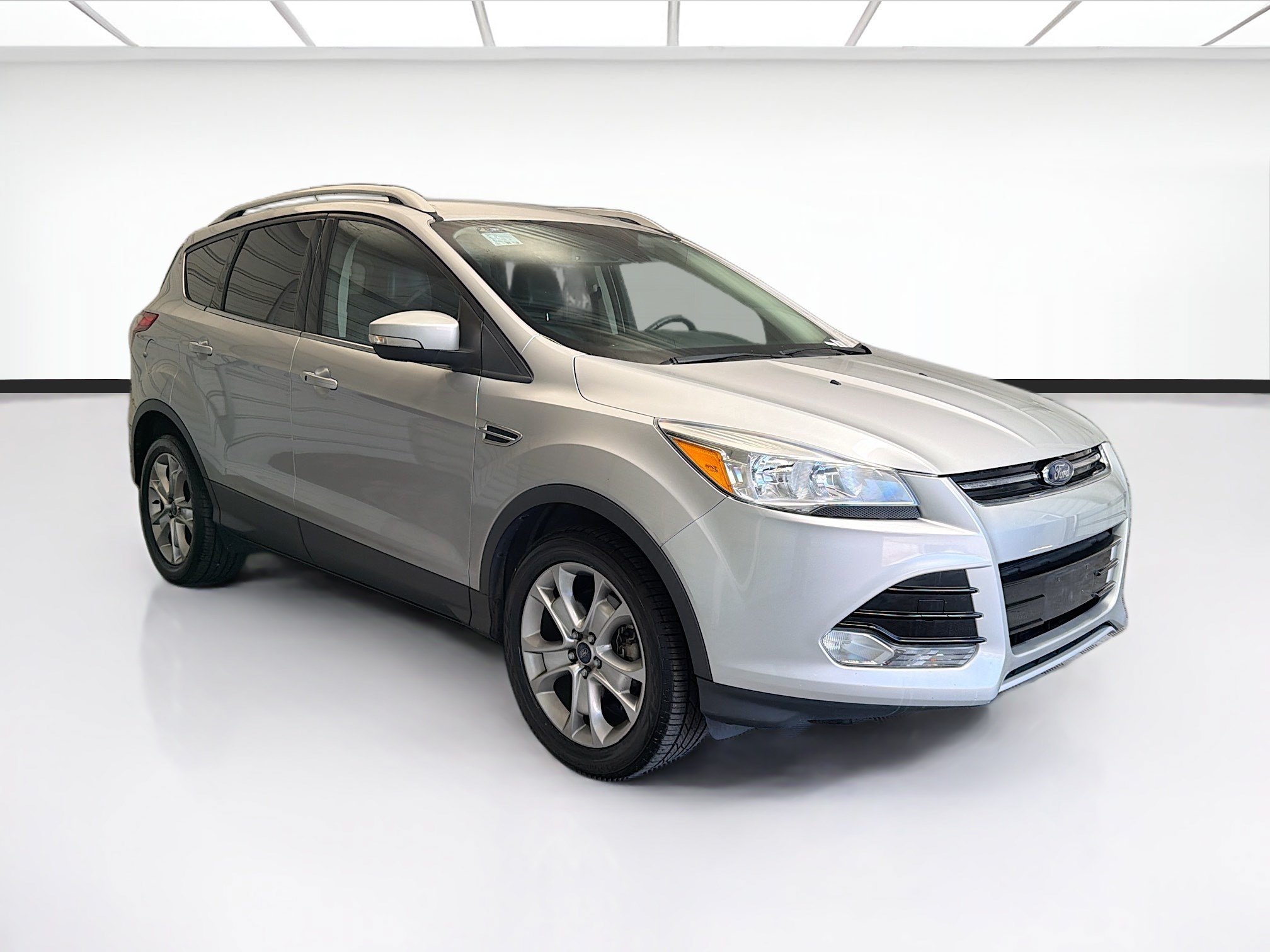 Used 2016 Ford Escape Titanium FWD image 3