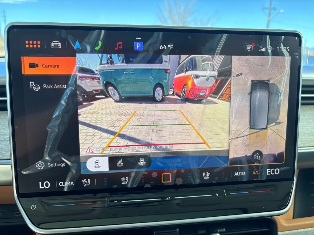 New 2025 Volkswagen ID. Buzz Pro S Plus AWD/4WD image 24