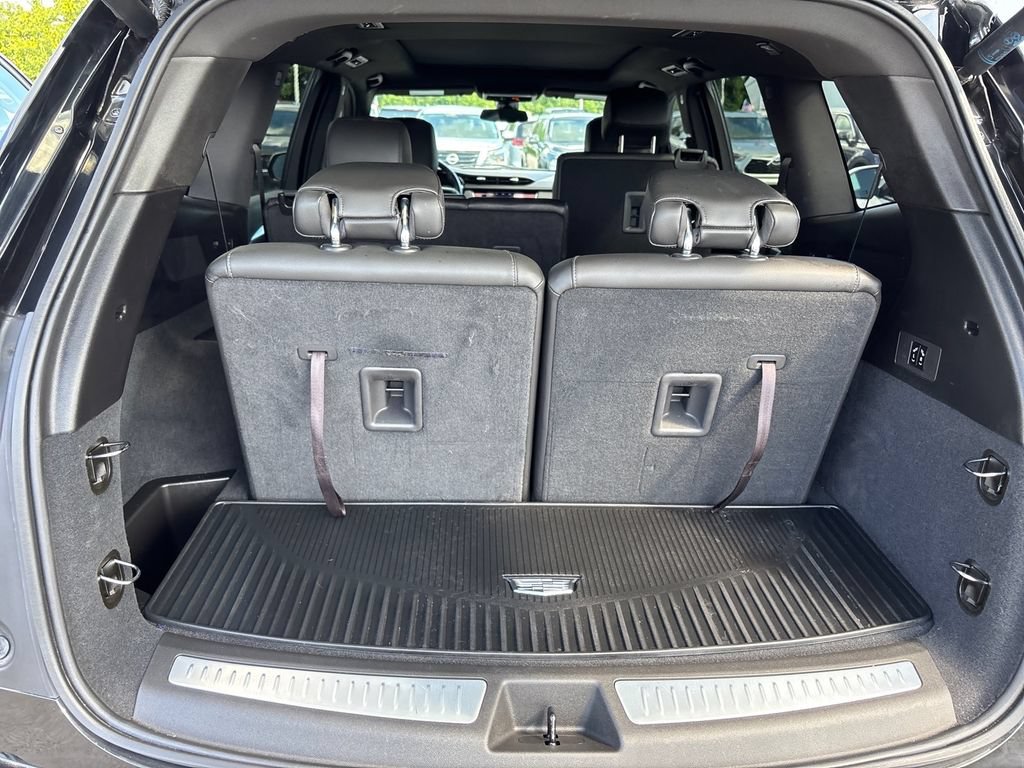 Used 2024 Cadillac XT6 Luxury w/ LPO, Floor Liner Package AWD/4WD image 17