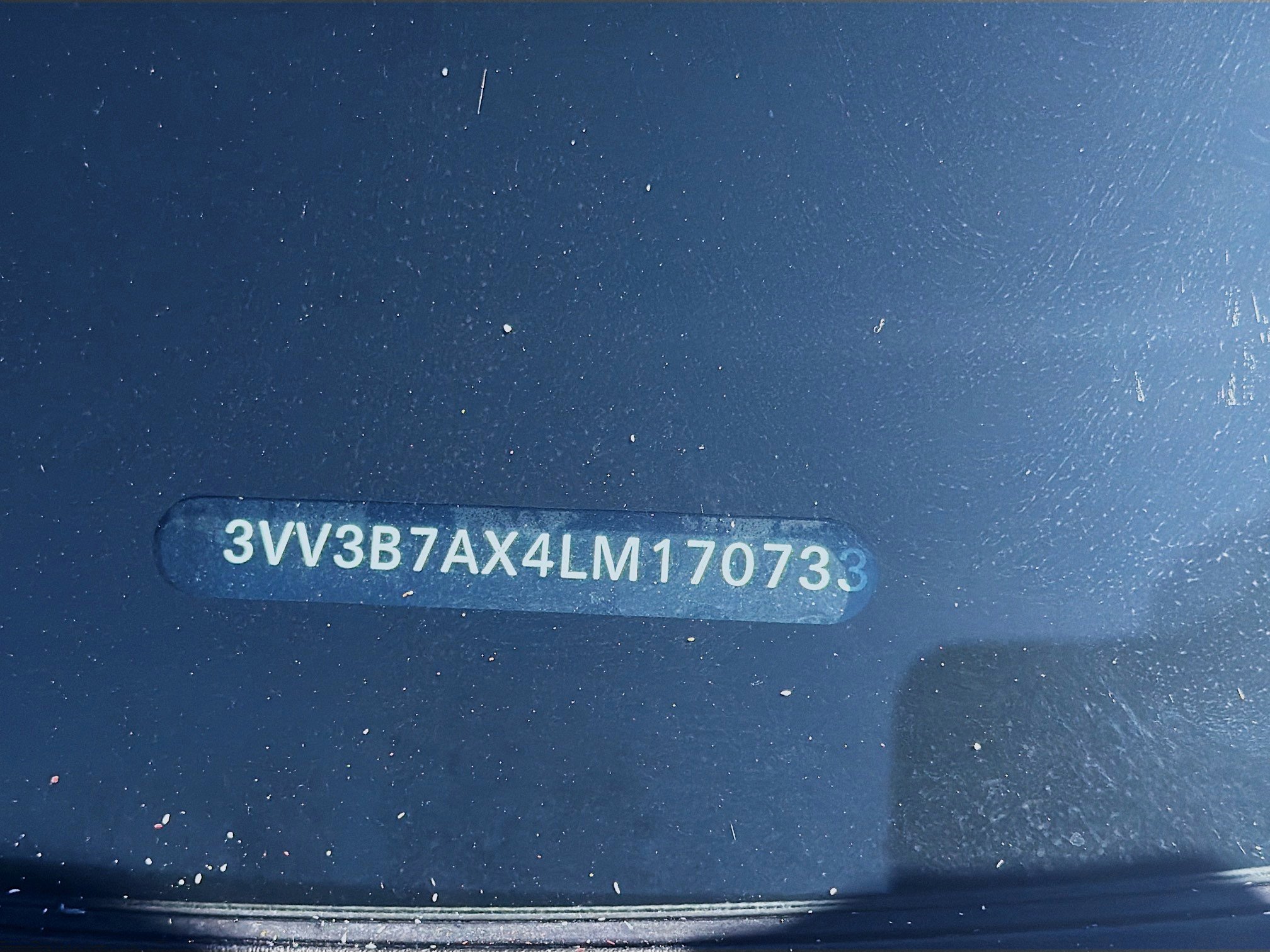 Used 2020 Volkswagen Tiguan SE R-Line image 35