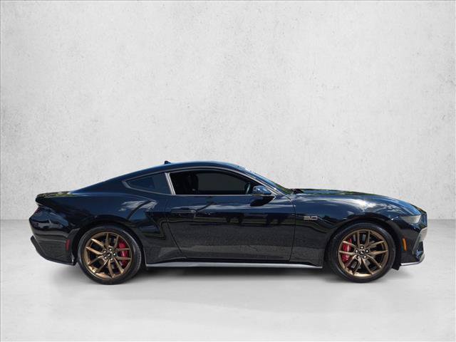 Used 2025 Ford Mustang GT Premium RWD image 4