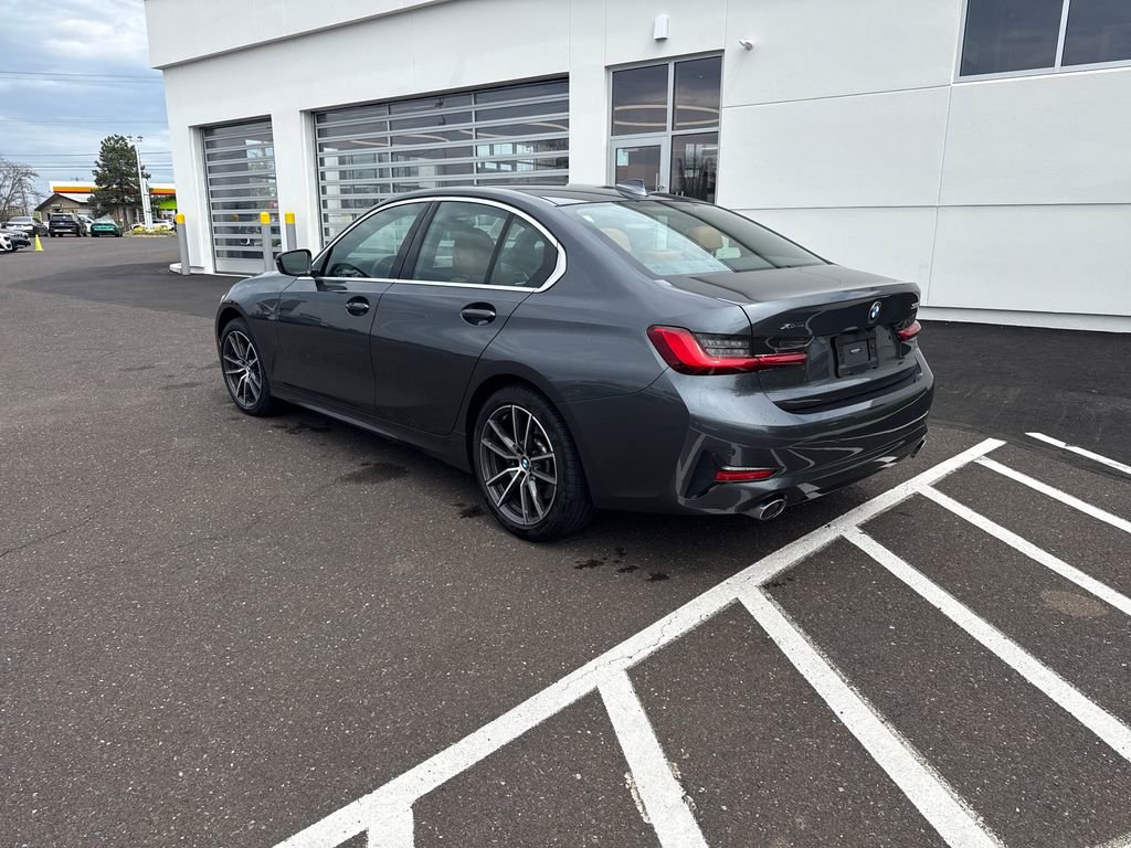 Used 2021 BMW 330i xDrive Sedan w/ Premium Package image 3