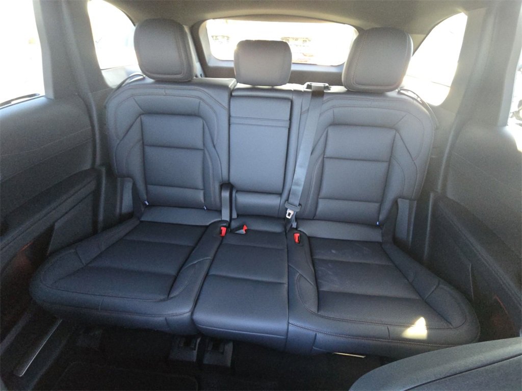 New 2025 Lincoln Nautilus Premier w/ Equipment Group 102A image 29