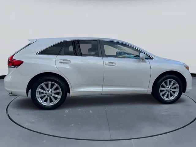 Used 2010 Toyota Venza AWD image 6