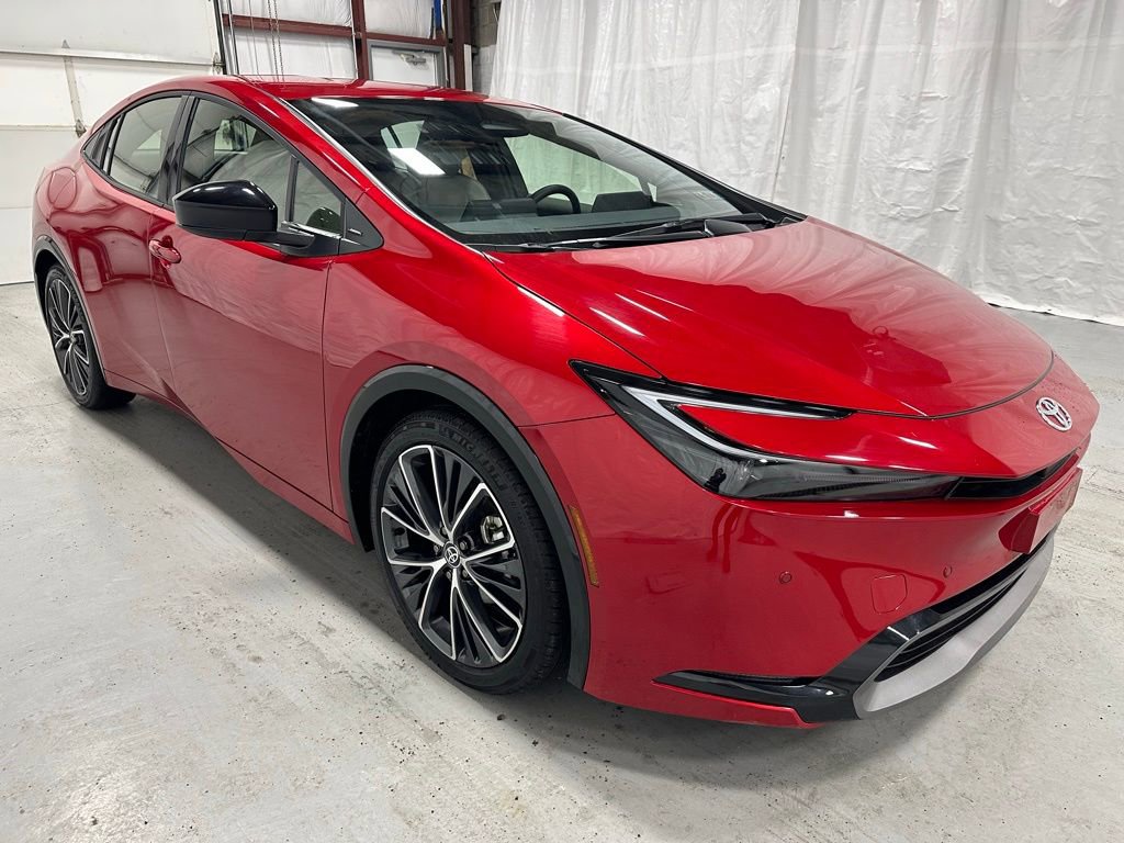 Used 2025 Toyota Prius XLE