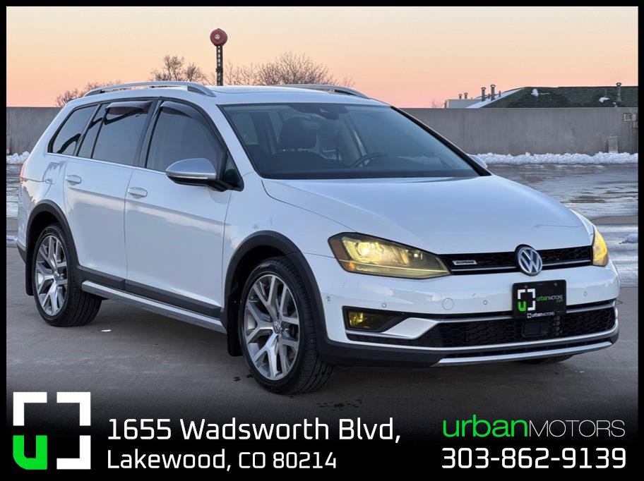 Used 2017 Volkswagen Golf Alltrack SEL AWD/4WD image 1