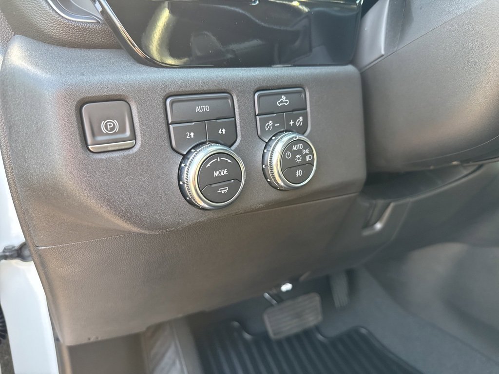 Used 2023 GMC Sierra 1500 Elevation image 16