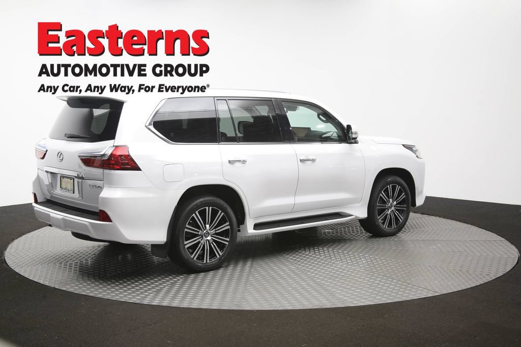 Used 2018 Lexus LX 570 4WD w/ Luxury Package image 52