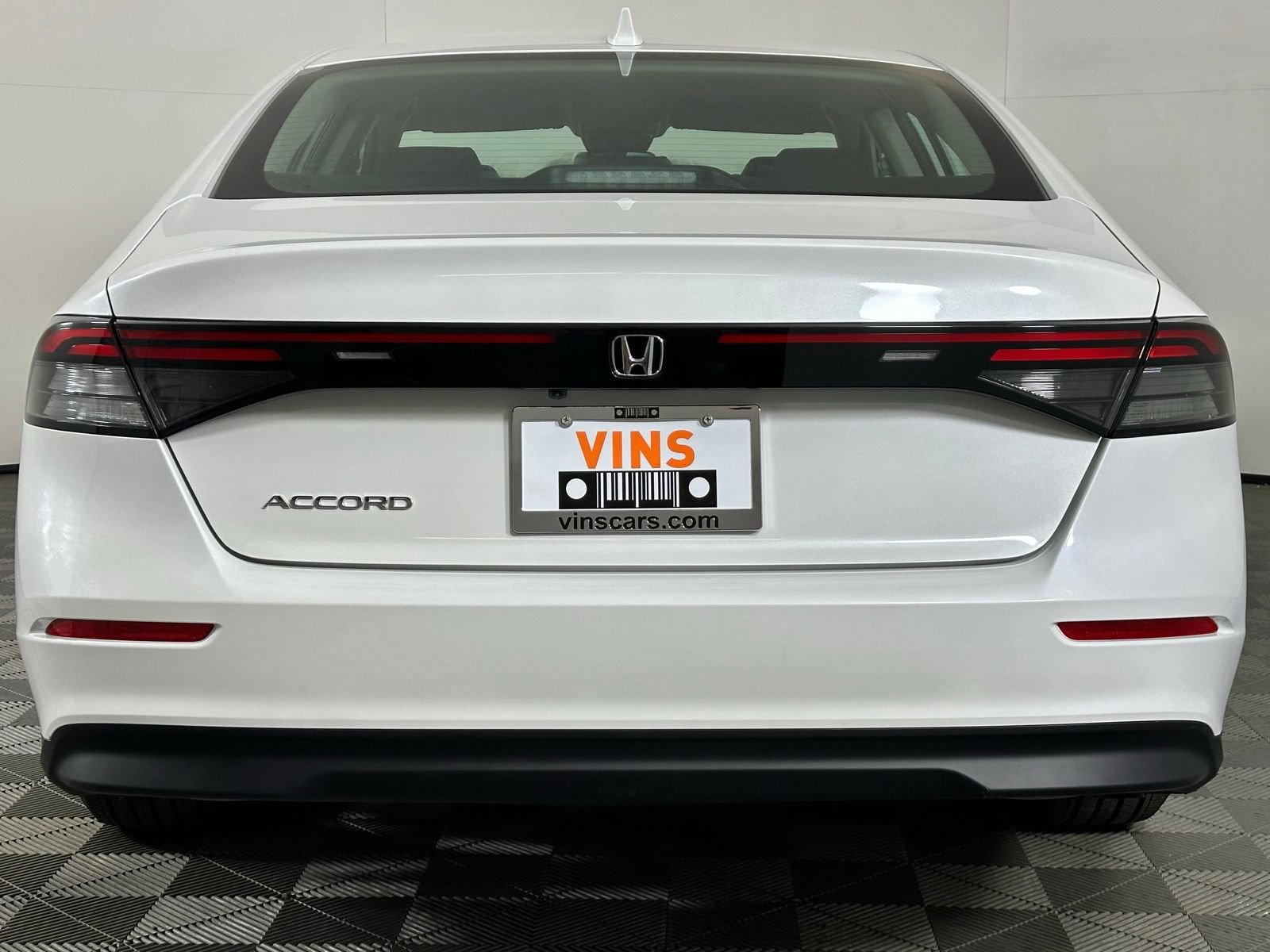 Used 2025 Honda Accord LX image 18