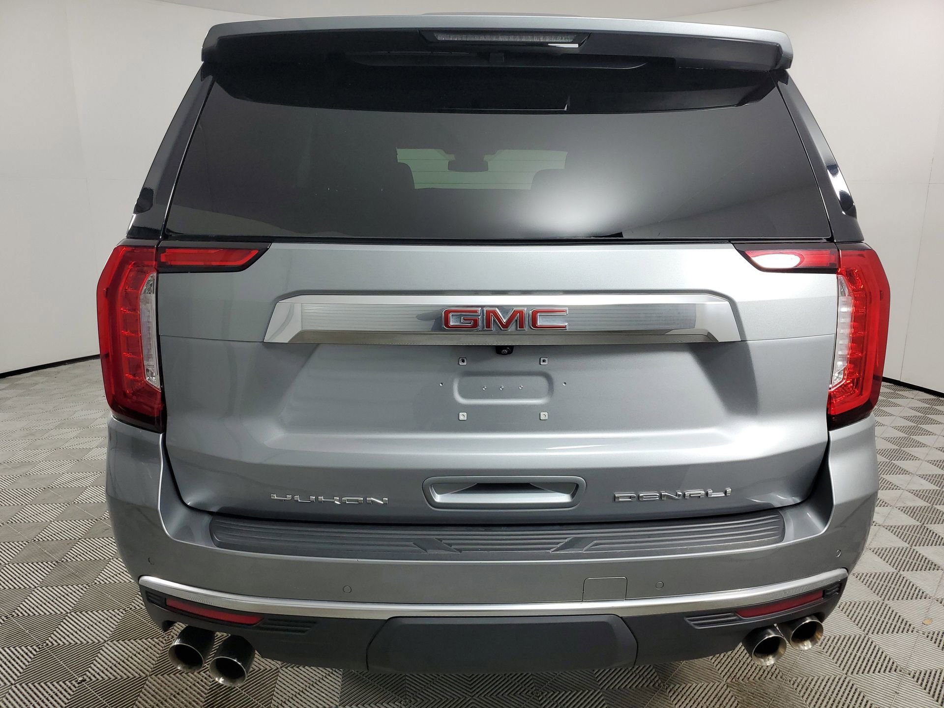 Used 2023 GMC Yukon Denali image 9