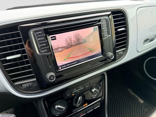 Used 2017 Volkswagen Beetle 1.8T SE image 30