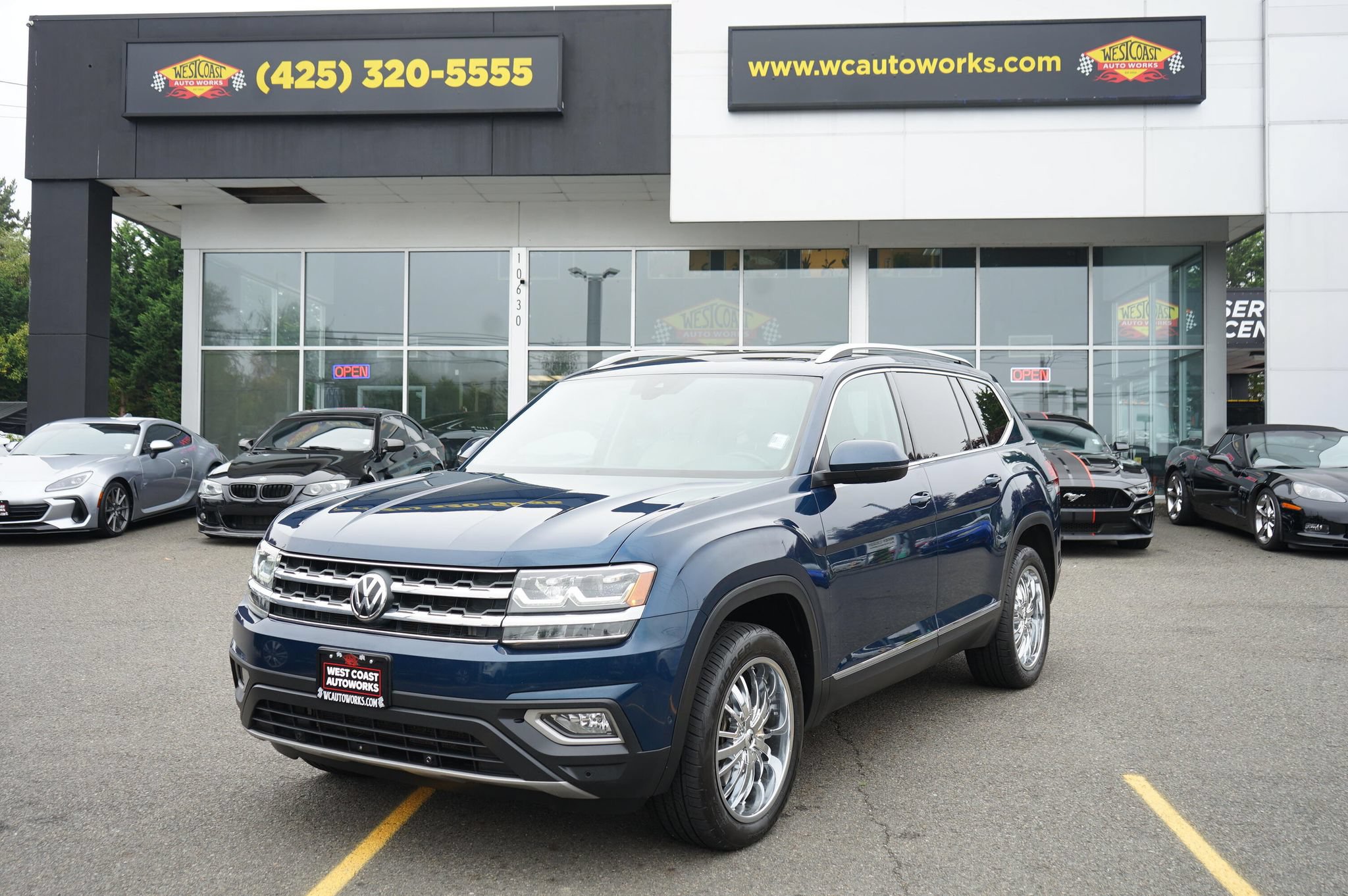 Used 2018 Volkswagen Atlas SEL Premium AWD/4WD image 1