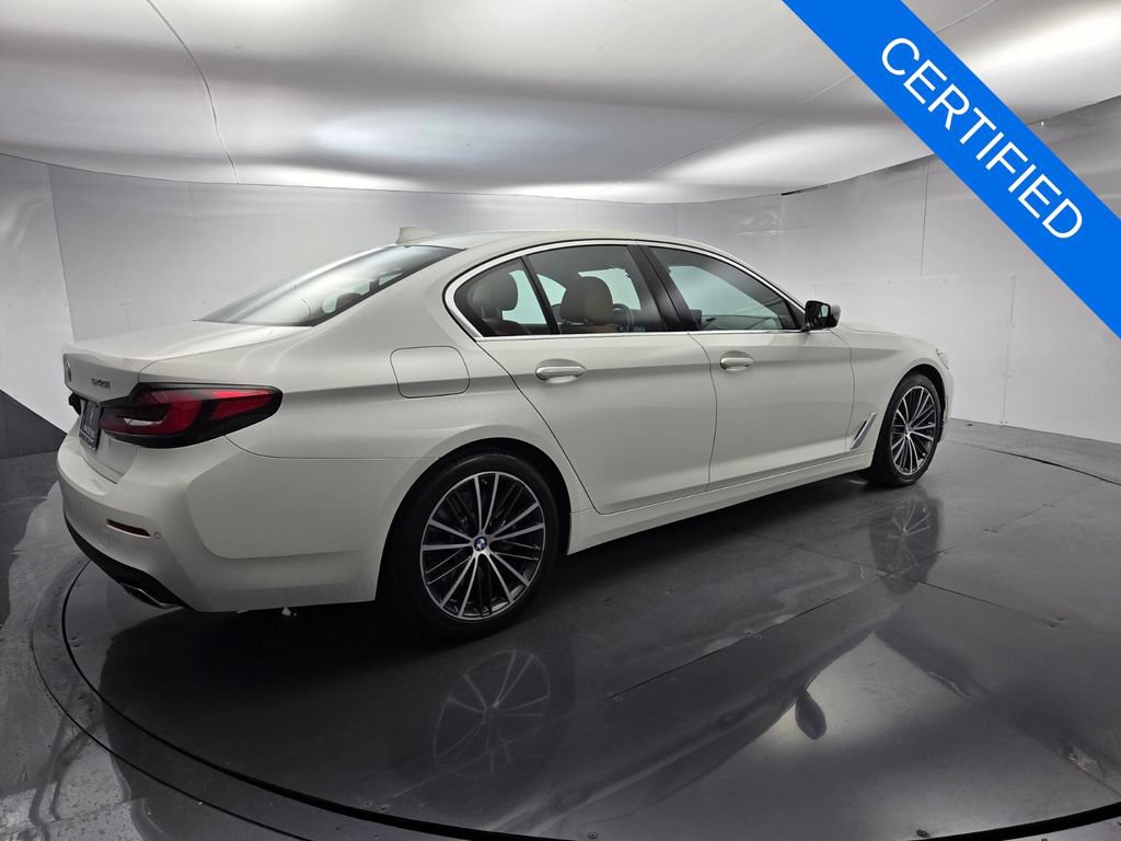 Used 2023 BMW 540i w/ Premium Package RWD image 13