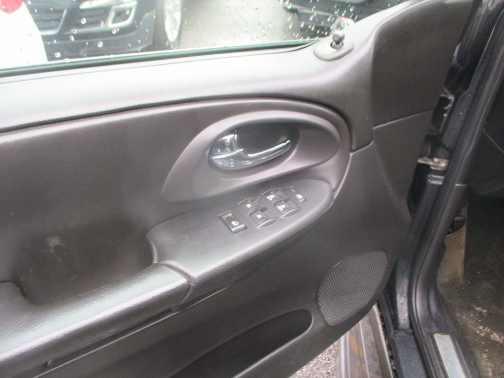 Used 2007 Chevrolet TrailBlazer LT image 7