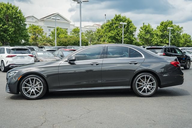 Certified 2022 Mercedes-Benz E 350 4MATIC Sedan image 4