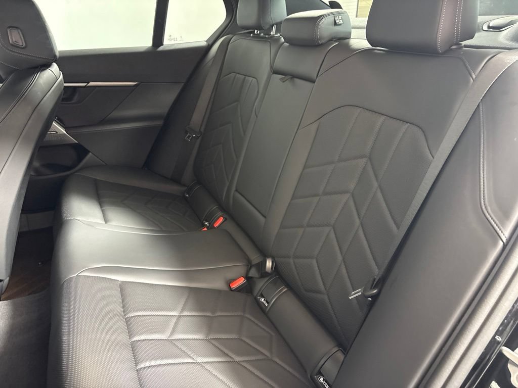 Certified 2026 BMW 530i w/ Premium Package RWD image 29
