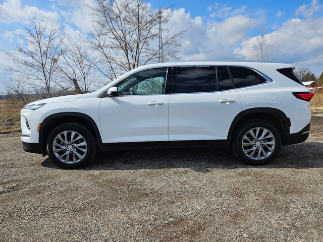 Used 2025 Buick Enclave Preferred AWD/4WD image 4