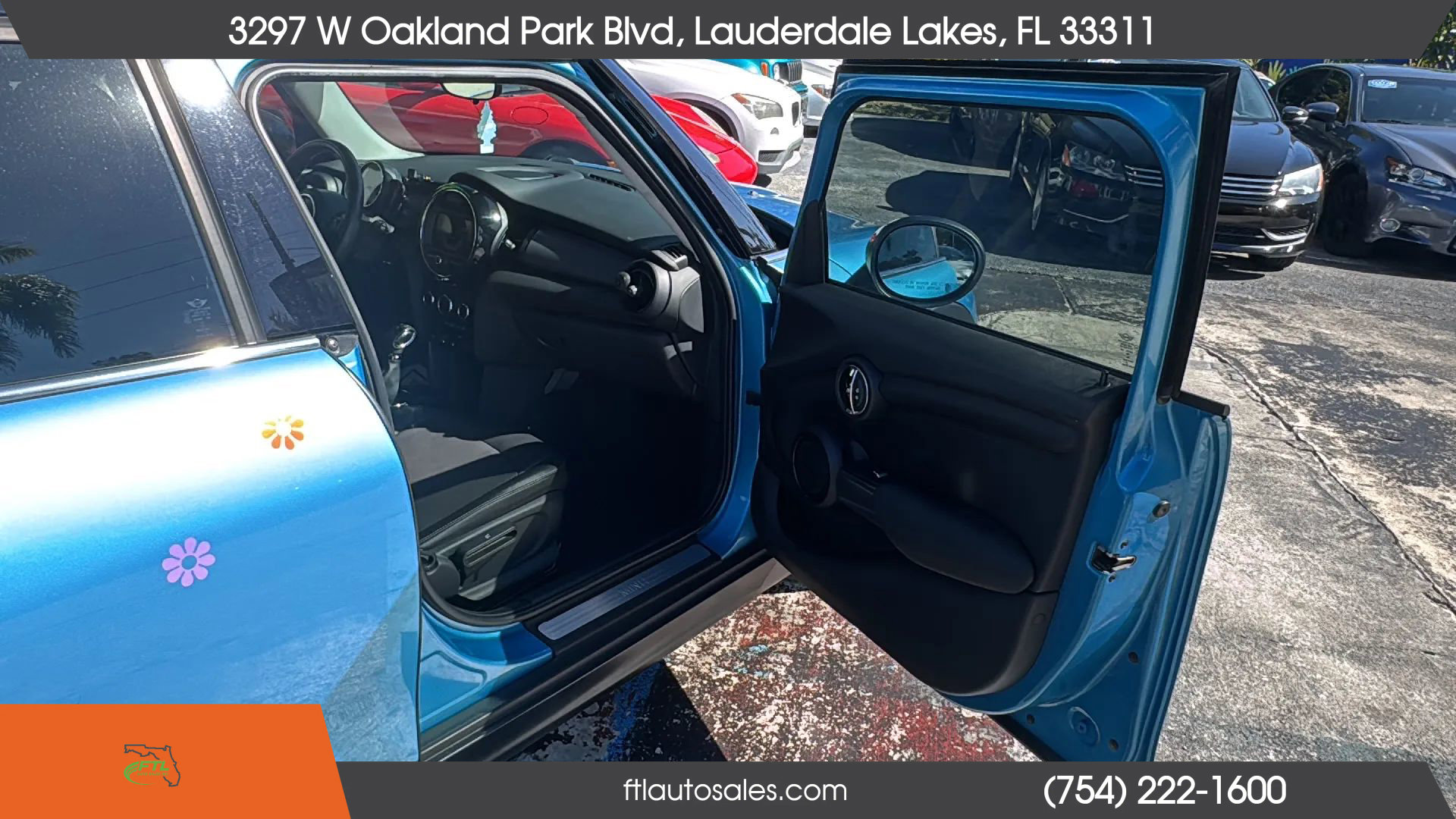 Used 2015 MINI Cooper 4-Door Hardtop image 37