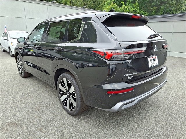 New 2025 Mitsubishi Outlander SEL image 3