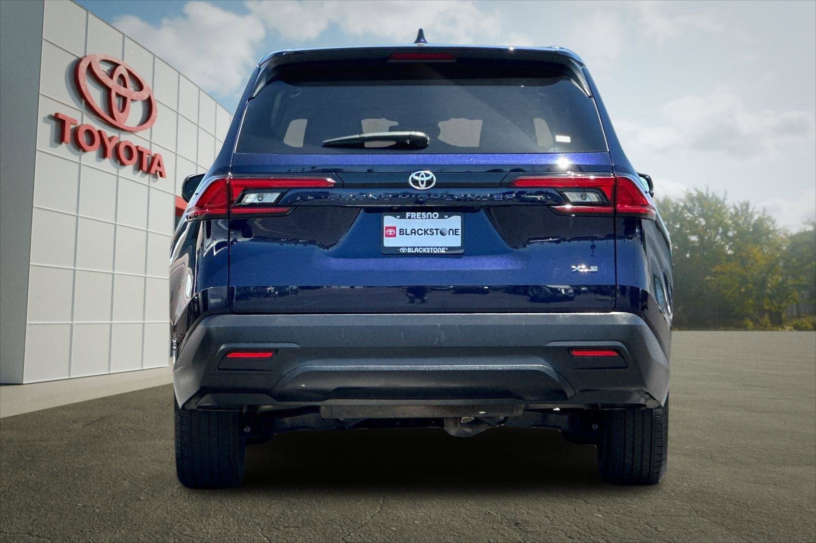 Certified 2025 Toyota Grand Highlander FWD image 4