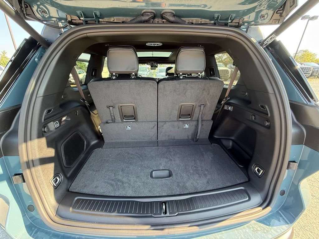 New 2027 Jeep Grand Cherokee L Limited w/ Limited Altitude Package AWD/4WD image 26