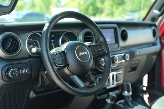 Used 2022 Jeep Wrangler Sport AWD/4WD image 20