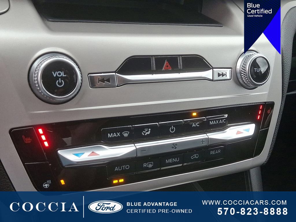 Certified 2022 Ford Explorer XLT w/ Equipment Group 202A image 17