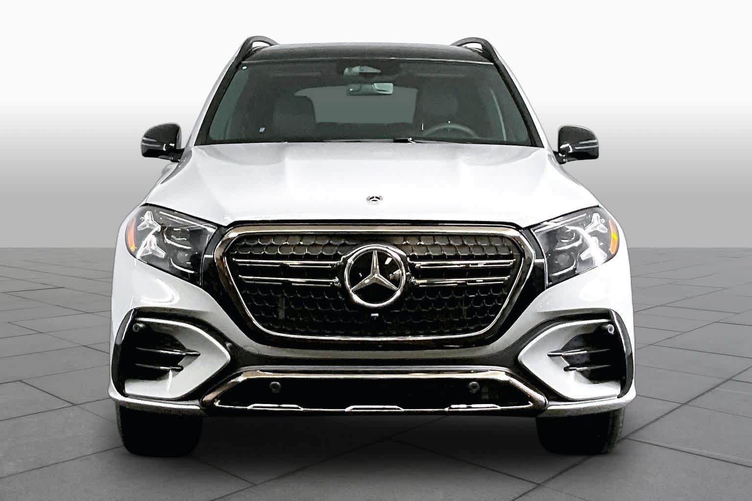 New 2027 Mercedes-Benz GLS 450 4MATIC image 3