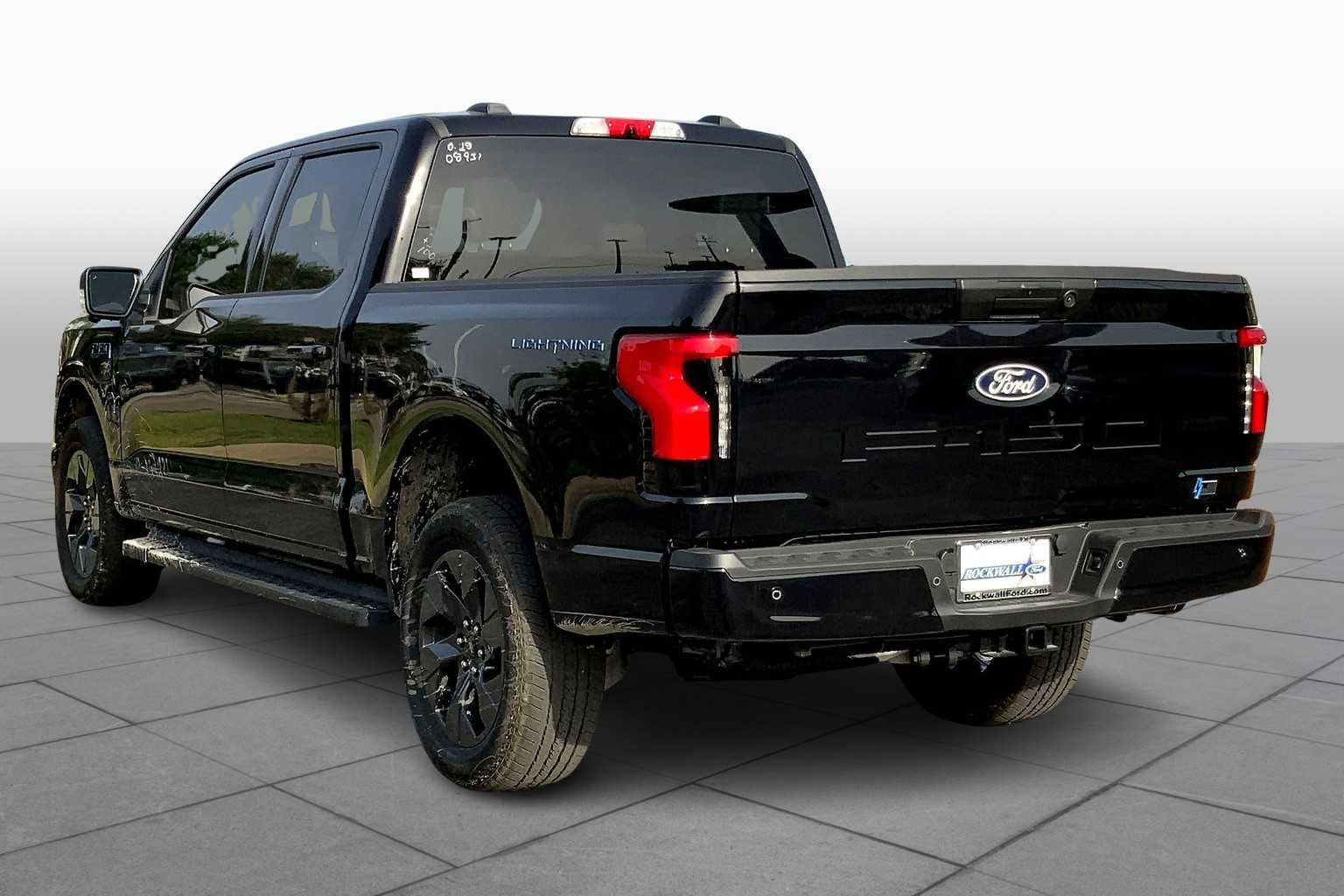 New 2025 Ford F150 Lightning Flash image 8