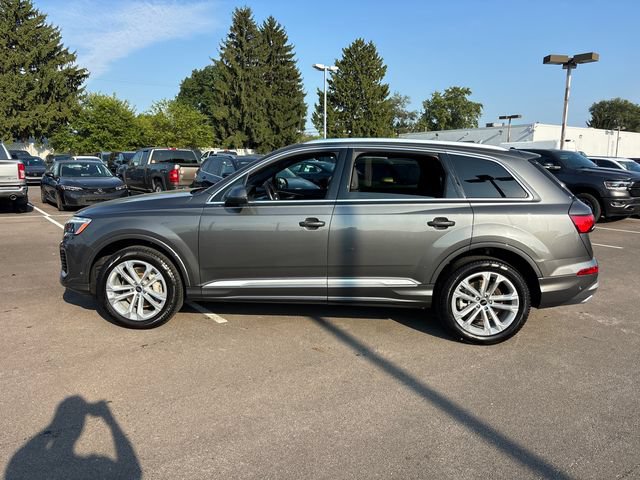 Used 2025 Audi Q7 3.0T Premium Plus AWD/4WD image 3