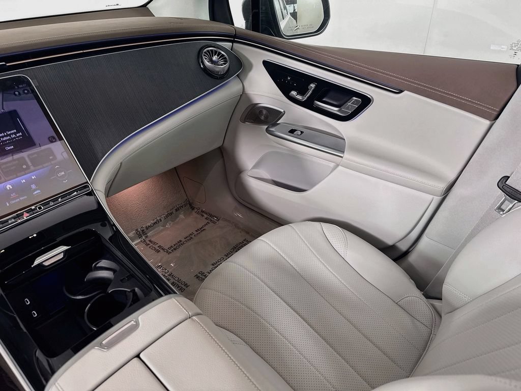 Used 2023 Mercedes-Benz EQE 350+ SUV w/ AMG Line Exterior Package image 31
