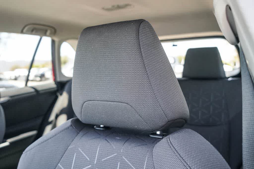 Used 2020 Toyota RAV4 XLE w/ Carpet Mat Package FWD image 24