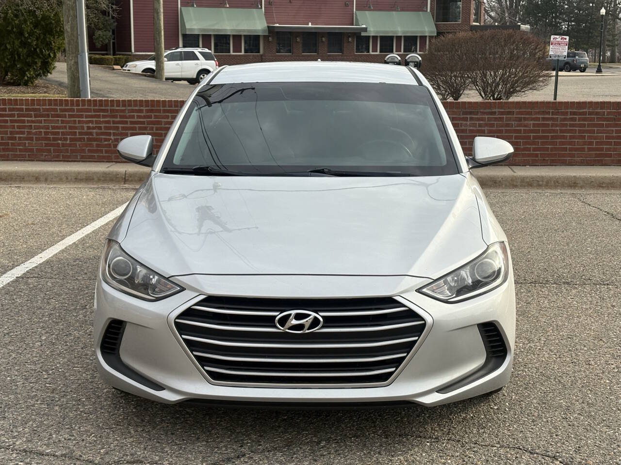 Used 2018 Hyundai Elantra SEL FWD image 4