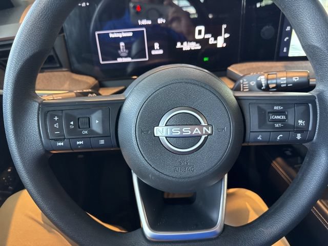 Used 2025 Nissan Kicks SV AWD/4WD image 17