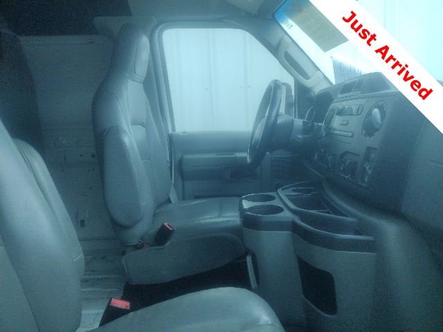 Used 2013 Ford E-250 and Econoline 250 Extended RWD image 13