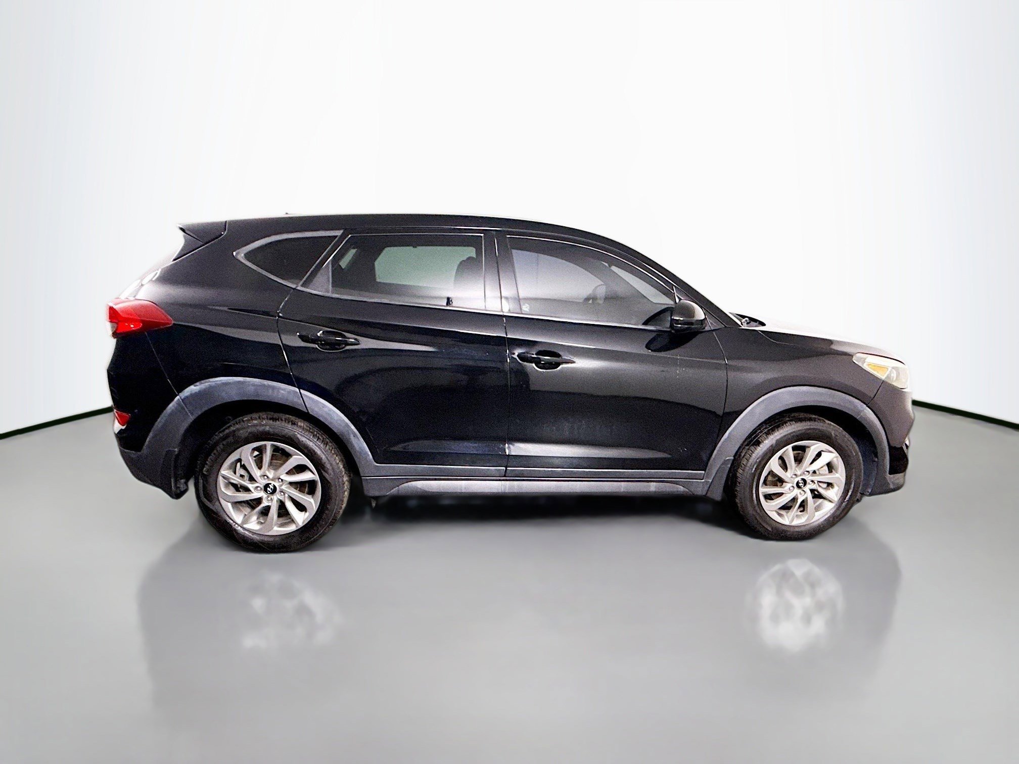 Used 2017 Hyundai Tucson SE image 11