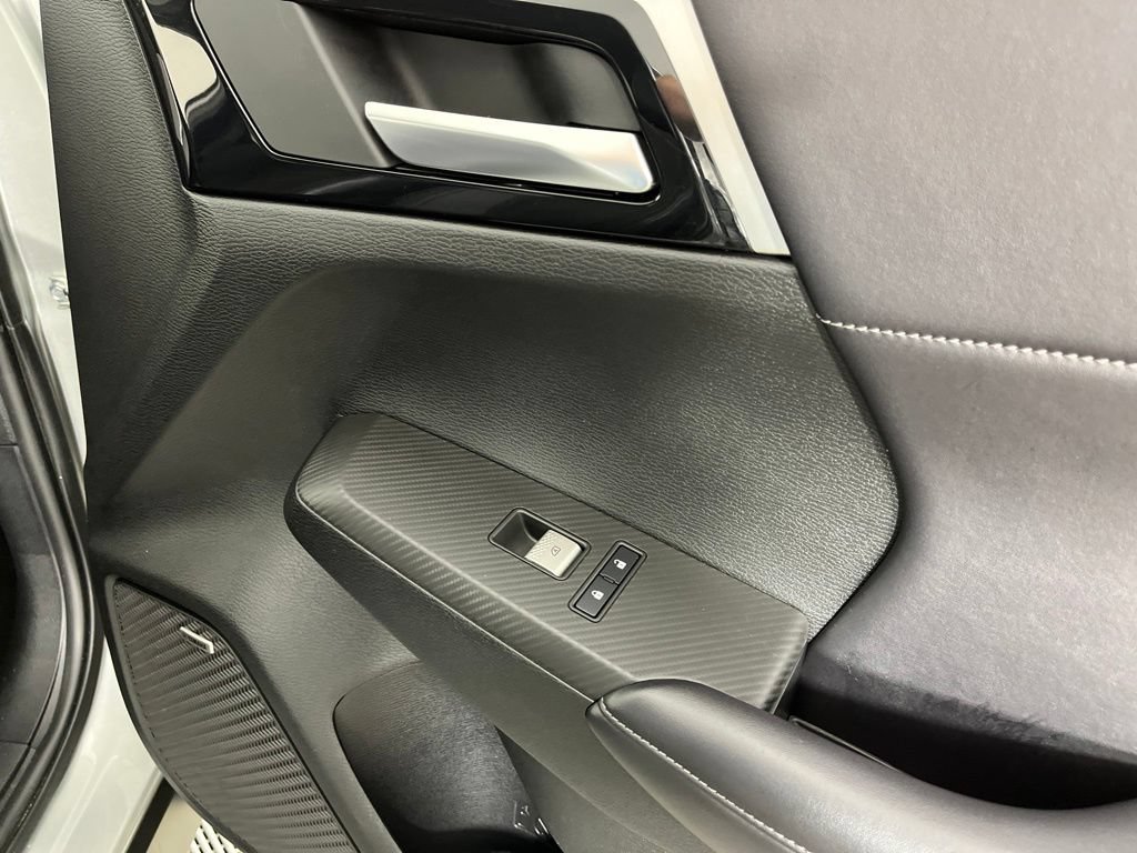 Used 2025 Mitsubishi Outlander SE AWD/4WD image 25