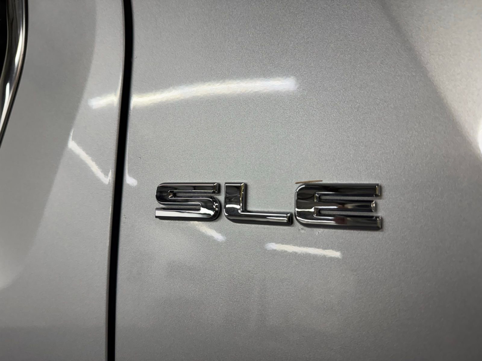 Used 2011 GMC Terrain SLE image 8