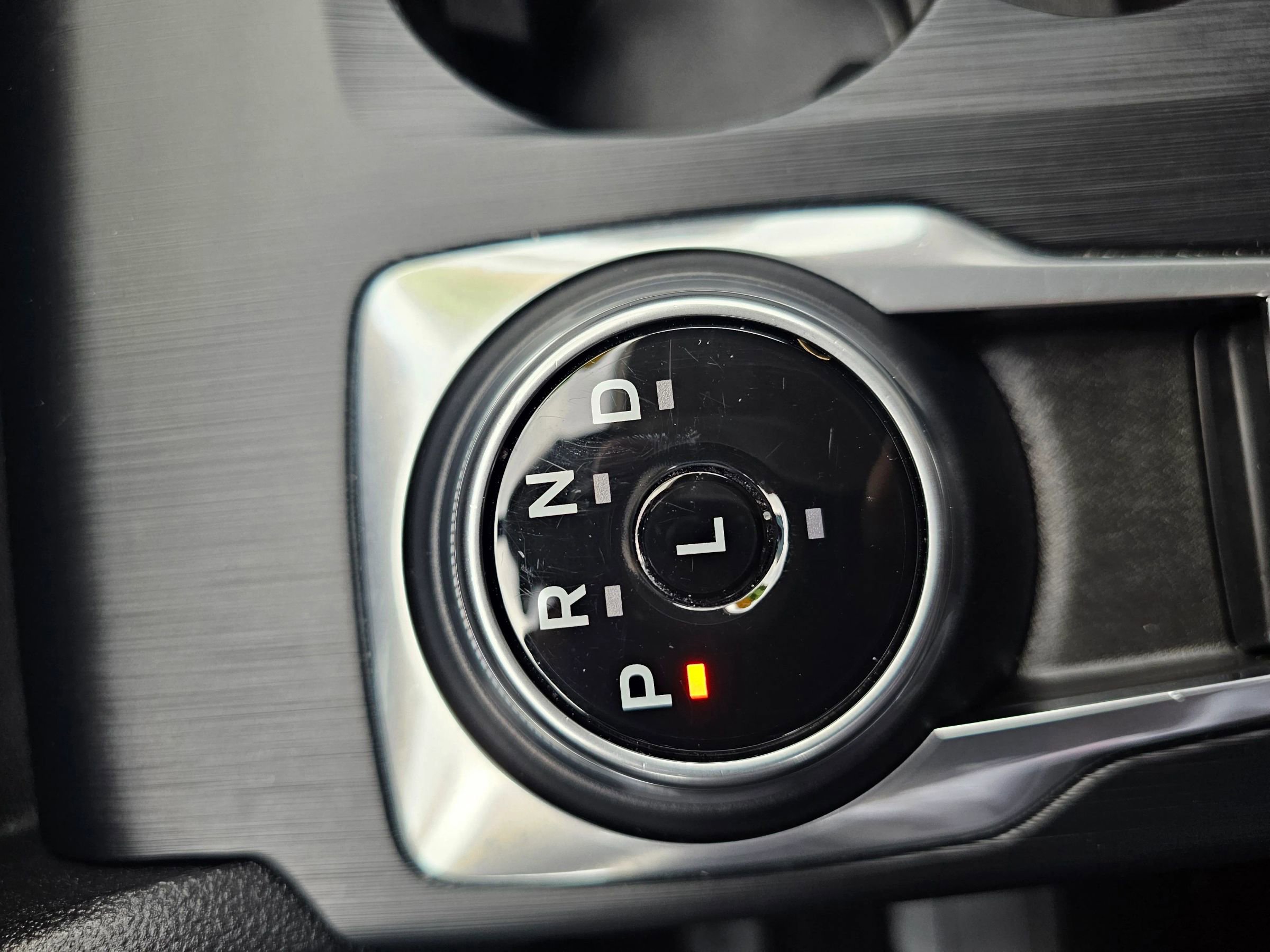 Used 2022 Ford Escape SE w/ Cold Weather Package image 27