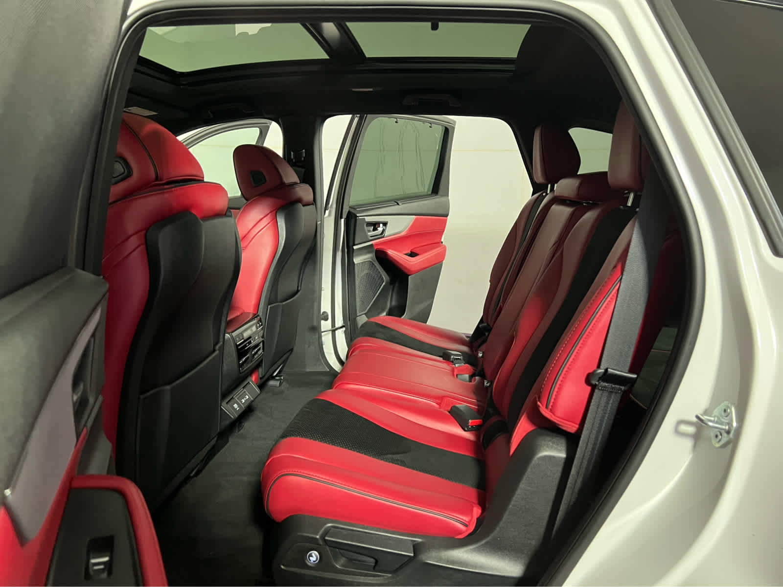 Certified 2024 Acura MDX A-Spec image 24