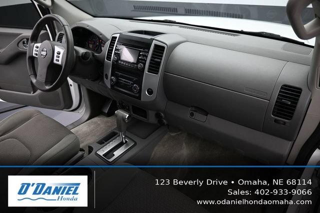 Used 2014 Nissan Frontier SV AWD/4WD image 40