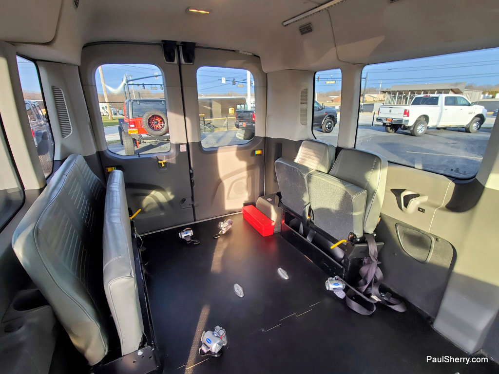 Used 2020 Ford Transit 350 XL image 33