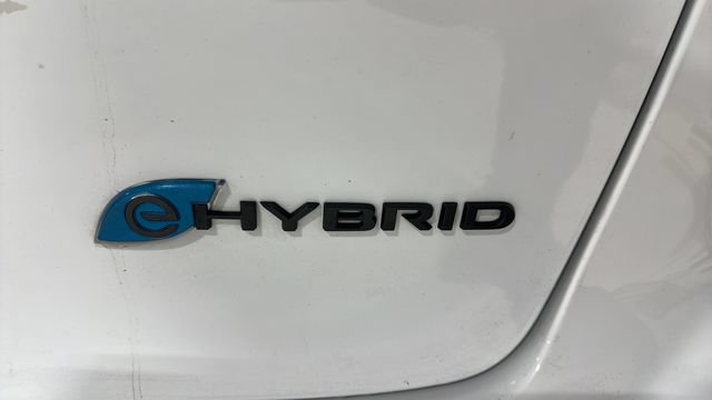 Used 2024 Chrysler Pacifica Limited FWD image 34