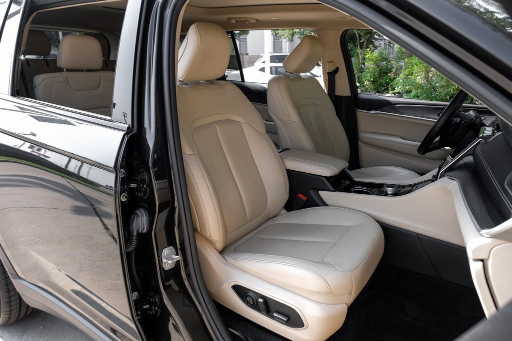 Used 2022 Jeep Grand Cherokee L Limited image 45