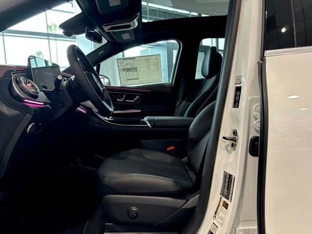 New 2026 Mercedes-Benz EQE 320 4MATIC SUV image 18