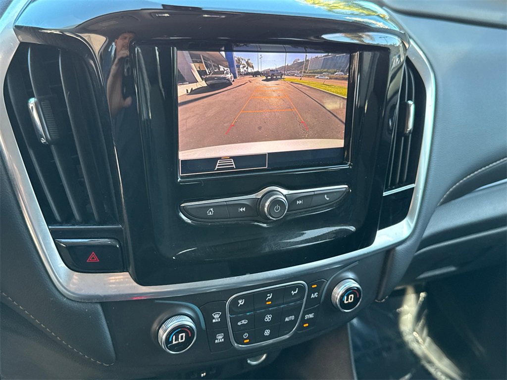 Used 2021 Chevrolet Traverse LS image 30