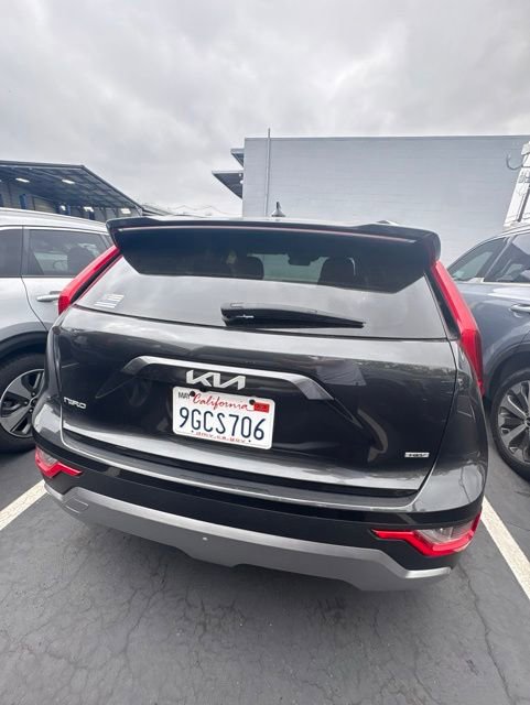 Used 2023 Kia Niro LX FWD image 3